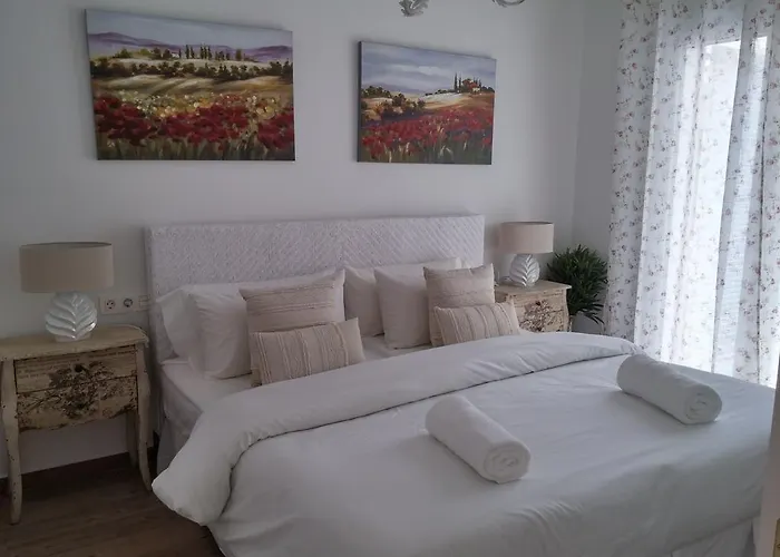 Sitges Centre Mediterranean House- 5 Bedroom, 4 Bathroom, Terrace Courtyard, Private Rooptop Pool